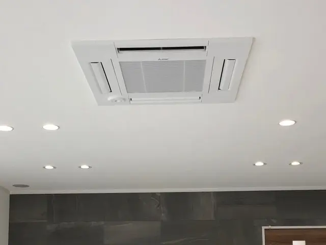 第一種電気工事士＊大手住宅メーカーでの実績を活かし、確実丁寧な施工をお約束しますサービスの画像