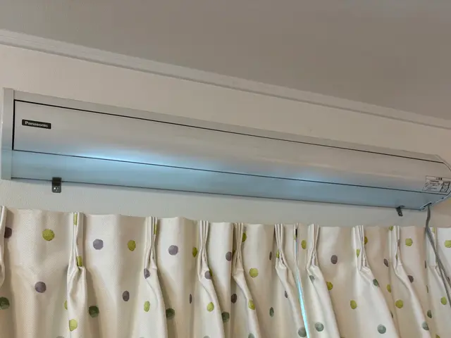 ホスクリーン（室内物干し）　とりつけます！サービスの画像