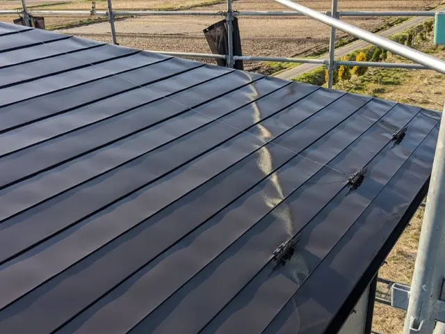 お家の屋根塗装サービスの画像