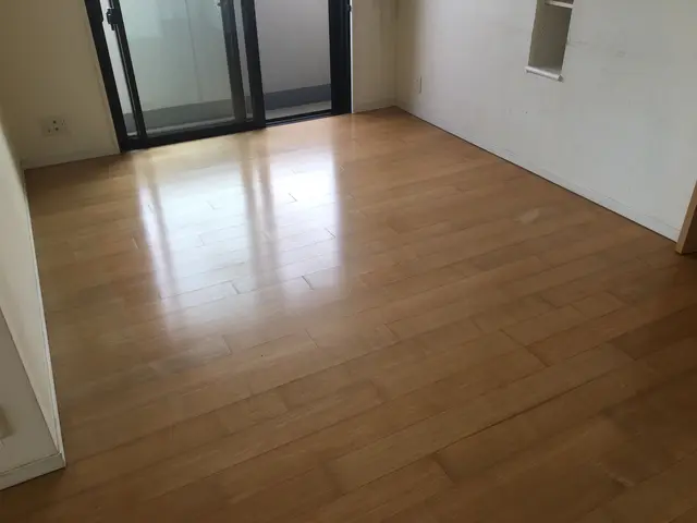 一般家庭、店舗、事務所の床をキレイにします！ビルクリーニング技能士が伺います！サービスの画像