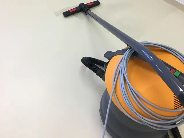 一般家庭、店舗、事務所の床をキレイにします！ビルクリーニング技能士が伺います！サービスの画像