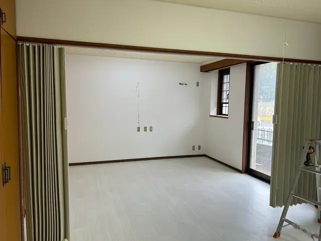 クッションフロア張替え　　　　　　　「最短1日で、古い床から明るい空間へ」サービスの画像