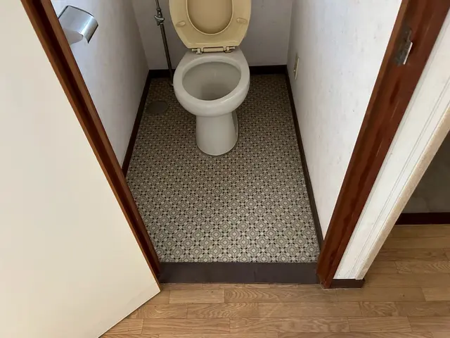 クッションフロア張替え　　　　　　　「最短1日で、古い床から明るい空間へ」サービスの画像