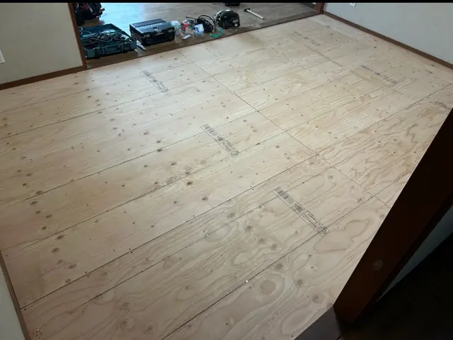 クッションフロア張替え　　　　　　　「最短1日で、古い床から明るい空間へ」サービスの画像