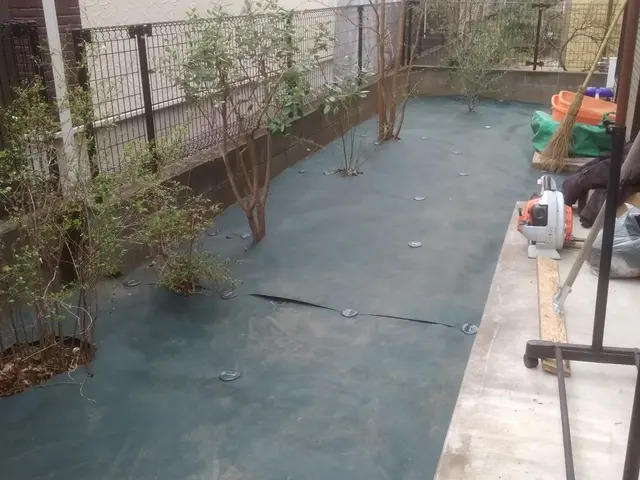 【活緑】防草シート工事☆一級造園技能士にお任せを！合わせて砂利敷きも承ります！サービスの画像