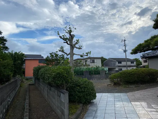 お庭の健康と、庭木の健康のために。サービスの画像