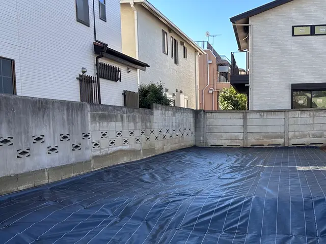 防草シート各種。除草剤込み。サービスの画像