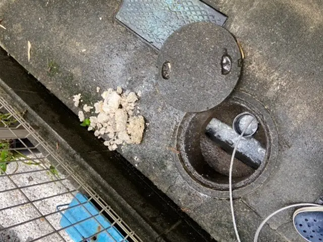 ビル、建物の排水管高圧洗浄。豊富な作業経験あり！自信を持ってプロの技術をご提供！サービスの画像