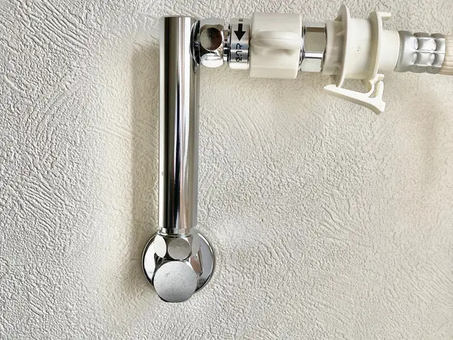 柏市周辺の壁ピタ水栓施工のみ10,000円 材料費込20,000円でお任せ下さいサービスの画像