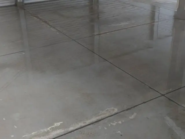 作業外注一切なし◎損害保険に加入済み◎当店へお任せください！サービスの画像