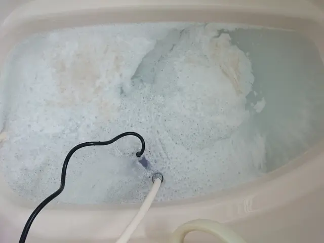 市販剤や他店でも除去出来ない汚れまで根こそぎ洗浄する驚異の風呂釜洗浄サービスの画像