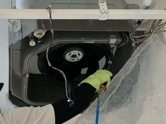 実績多数！当社にお任せ下さい！！綺麗な良い空気や風を店舗や事務所に流して下さい。サービスの画像