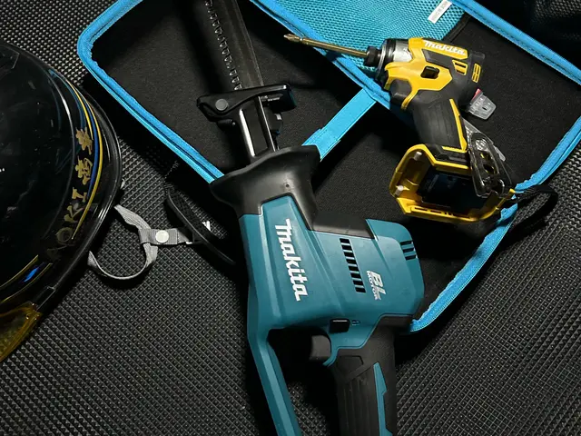 内装！間仕切り壁リフォーム ！解体撤去！！サービスの画像