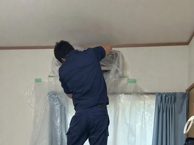 ◎女性スタッフ同行可◎ハイブリット洗剤で黒カビ、ホコリを高圧洗浄！【複数台割有】サービスの画像