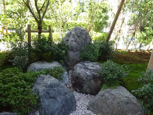 業歴45年以上！丁寧さを大切に、お客様と一緒に庭園作りをしていきます！年中無休サービスの画像