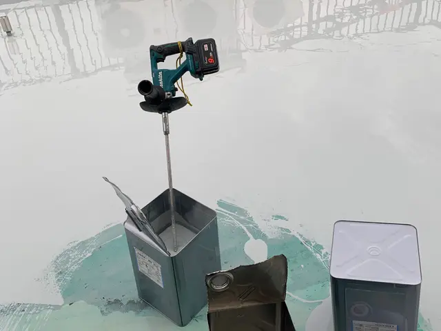 高所雨漏り防水塗装をロープ作業なら足場費用0円！最大12F迄対応！サービスの画像