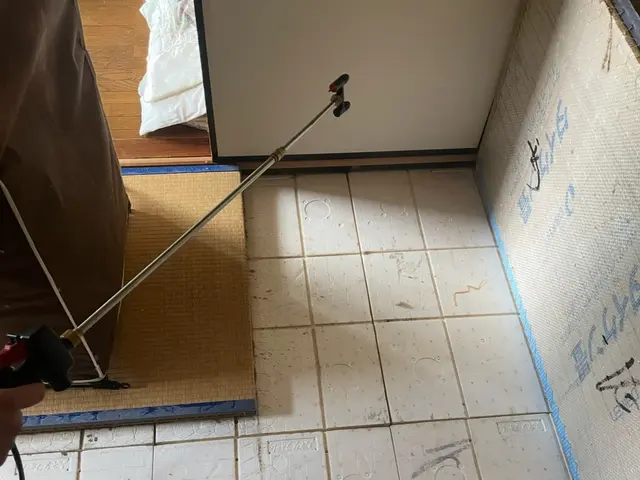 24h/当日可能！国家資格保持者の徹底駆除！薬剤+高圧スチーム処理も！割引中！サービスの画像