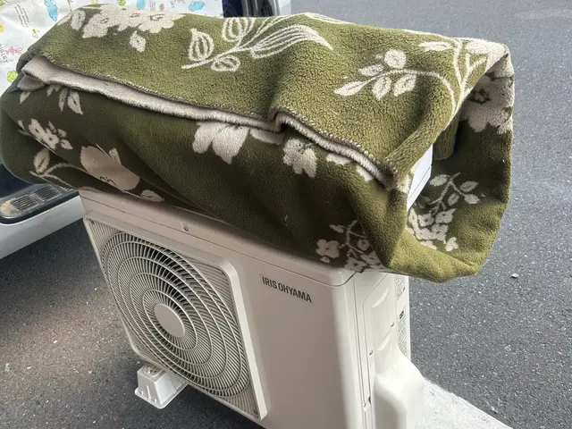 親切丁寧にエアコン取外し！不要エアコン処分サービス　台数割ございます！サービスの画像