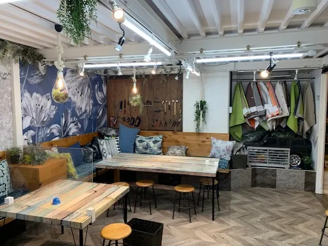 ダクトレール取付・交換サービスの画像