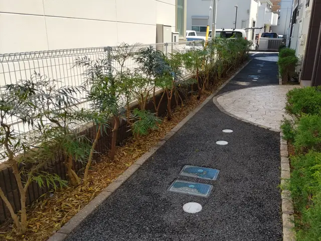 庭木の剪定　庭樹の手入れ　草刈り・草むしりサービスの画像