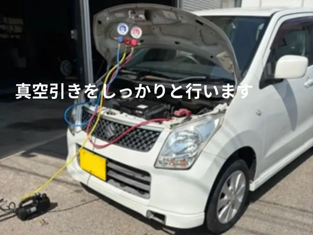 【自動車電装店】車の電気屋さんがしっかりと作業します。サービスの画像