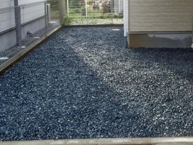 【三重県発】砂利敷き ご予算やお庭との調和 防犯 なと 臨機応変に対応します。サービスの画像