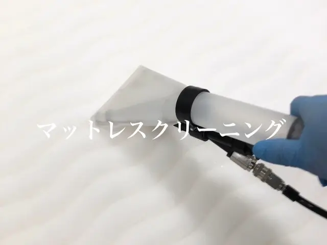 【年中無休で対応】マットレスの匂いやシミ取お困りの事に【損害保険もあり】サービスの画像