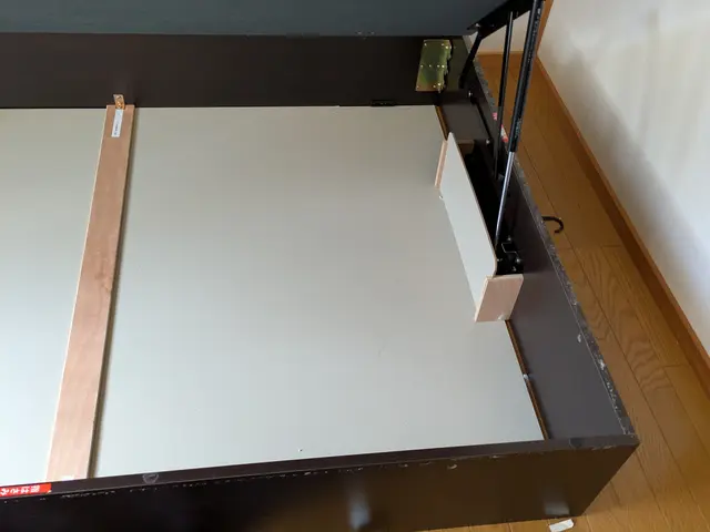 ネット通販で買った家具を店長自ら組み立てますサービスの画像