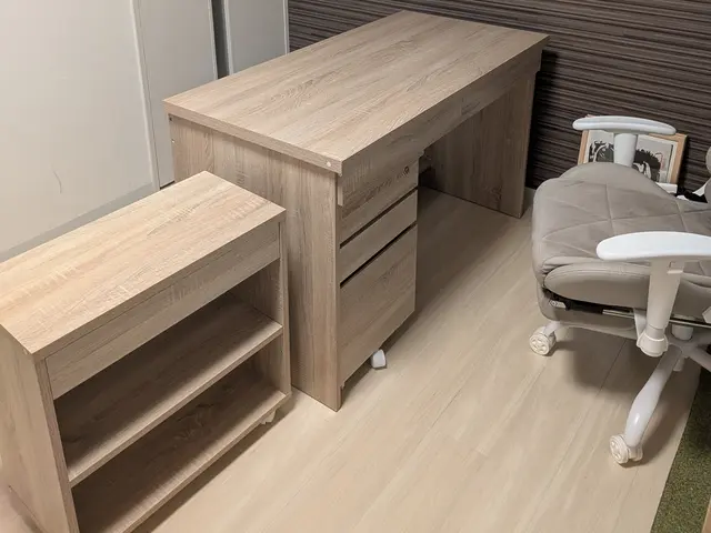 ネット通販で買った家具を店長自ら組み立てますサービスの画像