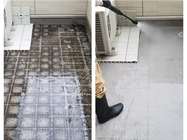 【ベランダ清掃】ベランダに面した窓サッシや網戸、室外機等もすべて綺麗にします！サービスの画像