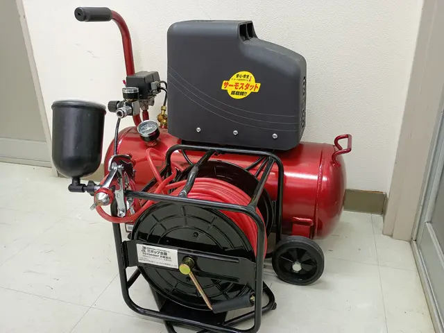 店舗、事業主様のゴキブリ予防駆除お任せください！サービスの画像