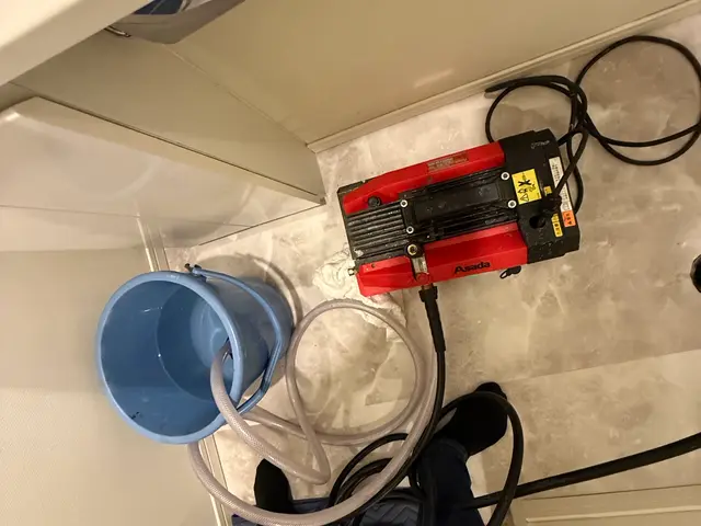 プロの技術でご満足いただけるように心を込めて作業いたしますサービスの画像