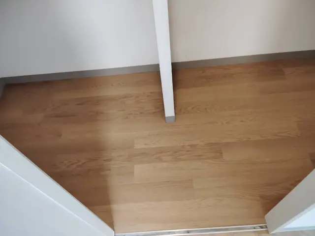 綺麗な床にリフォーム☆サービスの画像