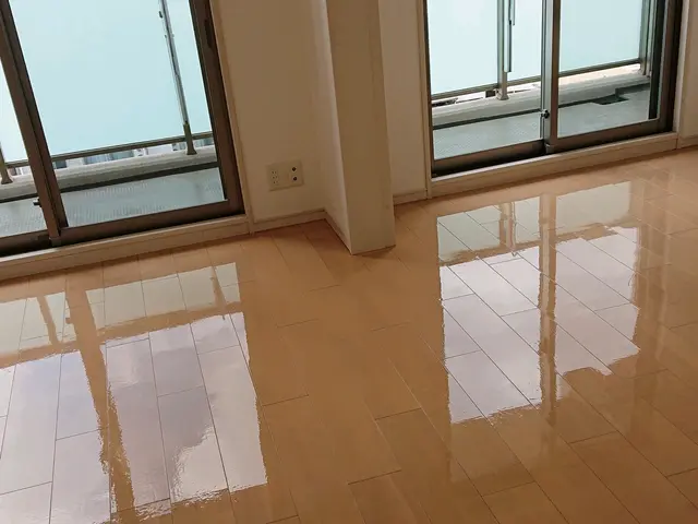 【業歴30年の経験実績！】女性スタッフ同行OK！ プロのフロアメンテクリーニングサービスの画像