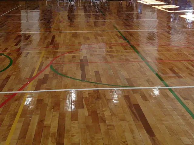 【業歴30年の経験実績！】女性スタッフ同行OK！ プロのフロアメンテクリーニングサービスの画像