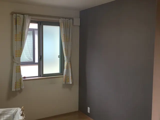 店舗や一般宅経験あり◎クロスの最終仕上げまで一貫して完全自社施工！サービスの画像