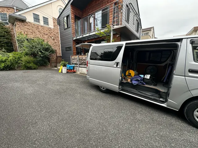 確実な超高圧洗浄技術と吐出圧力の高い洗浄機で確実に排水管内の汚れを取り除きます。サービスの画像