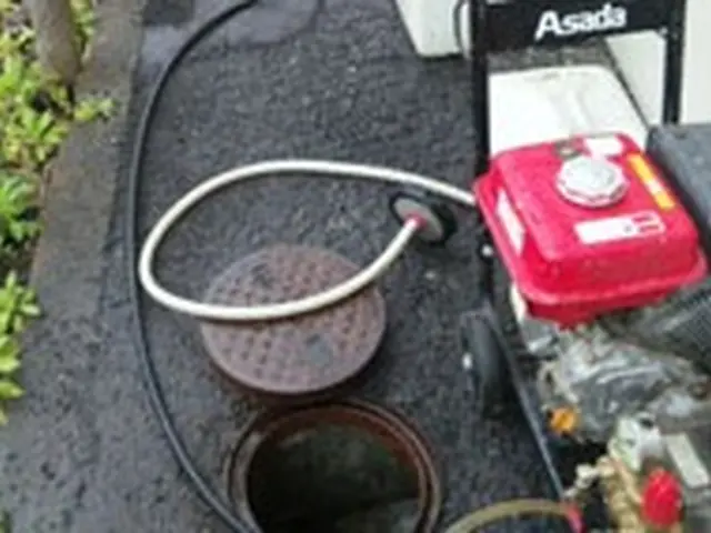 一戸建て　キッチン等の排水管つまり修理　高圧洗浄サービスの画像