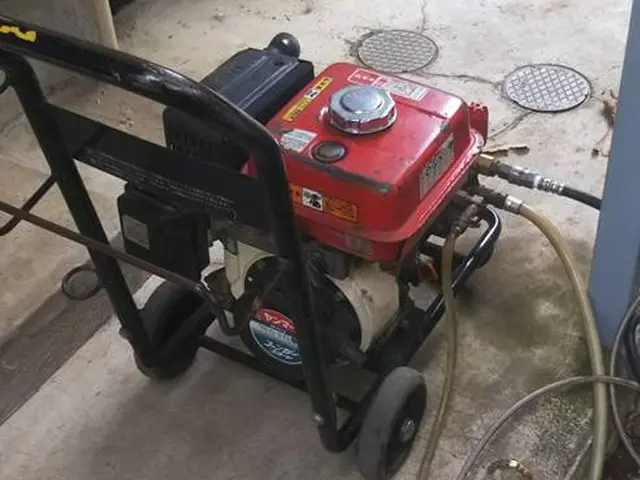 一戸建て　キッチン等の排水管つまり修理　高圧洗浄サービスの画像