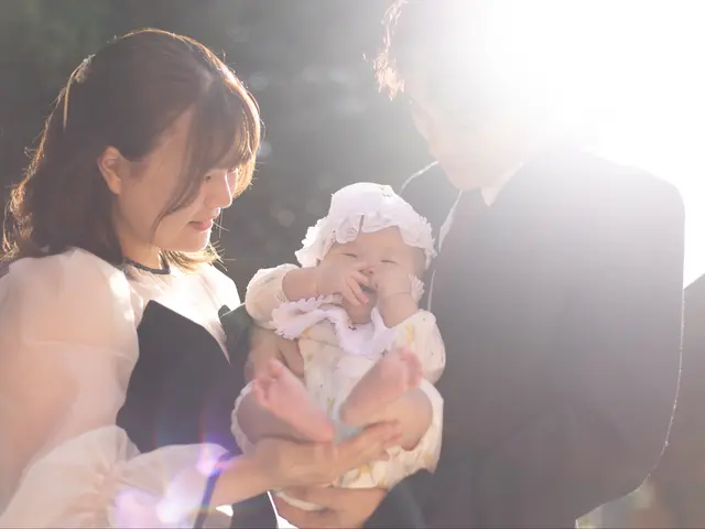 『楽しく愛のあるお宮参り写真』産着の着付けもお任せください！