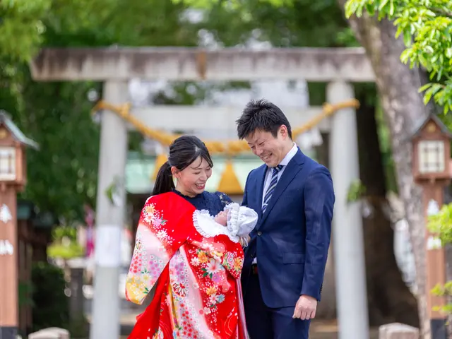 『楽しく愛のあるお宮参り写真』産着の着付けもお任せください！