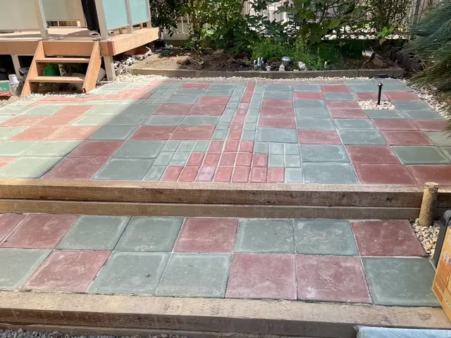 レンガ敷きサービスの画像