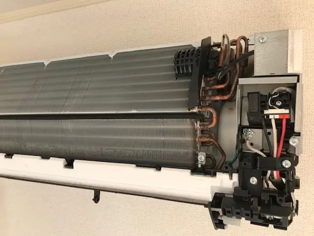 ◎ノーマルエアコン専門◎電気工事士による分解で安心◎天然エコ洗剤◎複数台割引ありサービスの画像