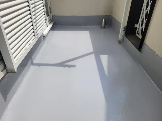 30年のノウハウ、全て自社スタッフで贈る屋上・ベランダ防水工事！サービスの画像