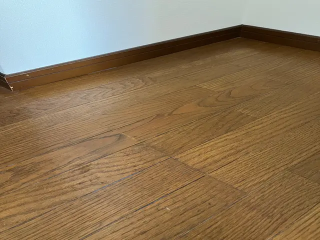 年間250件以上！プロの技で床の傷を美しく蘇らせますサービスの画像