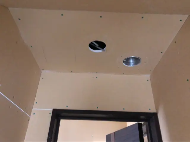 トイレの換気扇交換承ります。後継機種推奨★サービスの画像