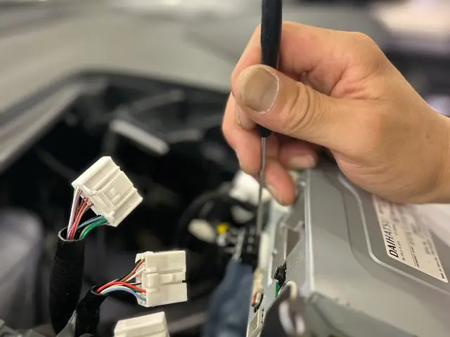 開業15年　バックカメラならお任せ下さい。取り付け位置指定出来ます。夜間対応OKサービスの画像