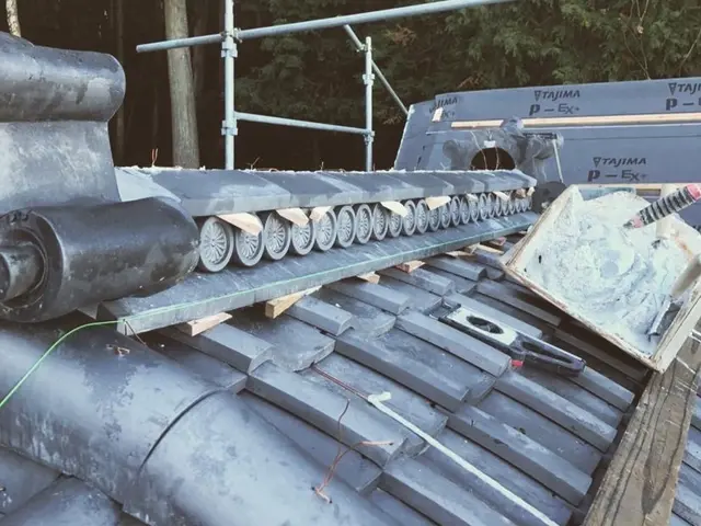 《業界10年/京都、滋賀対応》屋根雨漏り、屋根葺き替え工事はお任せ下さい。サービスの画像