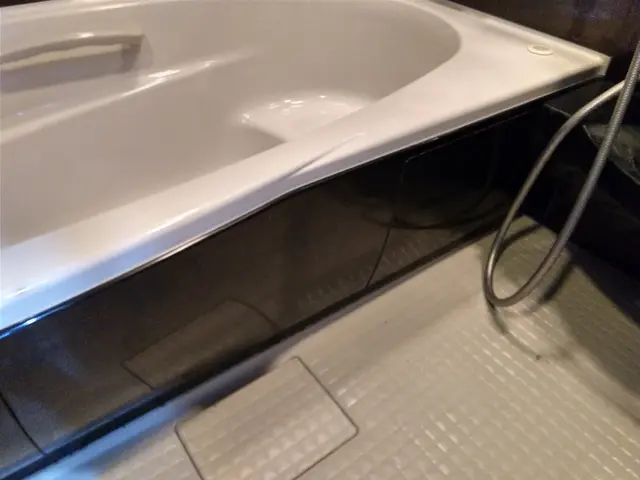 浴室の困っている汚れを落とします！当店にお任せください！【ハウスクリン石川金沢】サービスの画像