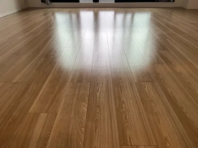 フロアコーティング専門店　(２０年保証付)高耐久の高密度ガラスコーティングサービスの画像